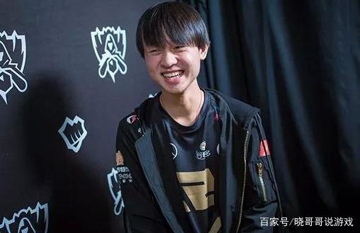 呂文君與胡